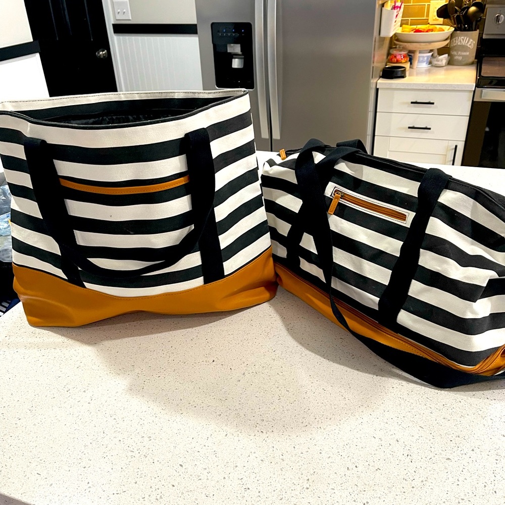 DSW Travel Bags